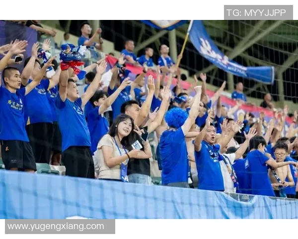 日照足球明星阵容全揭秘精彩瞬间照片集锦带你领略球场风采 日照足球明星阵容全揭秘精彩瞬间照片集锦带你领略球场风采